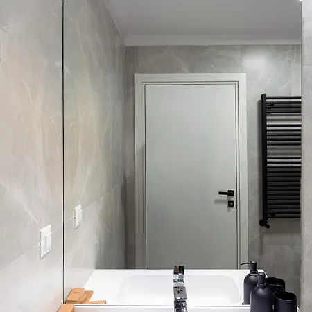 Jade I Cu Un Dormitor I One Cotroceni Park * Bucarest