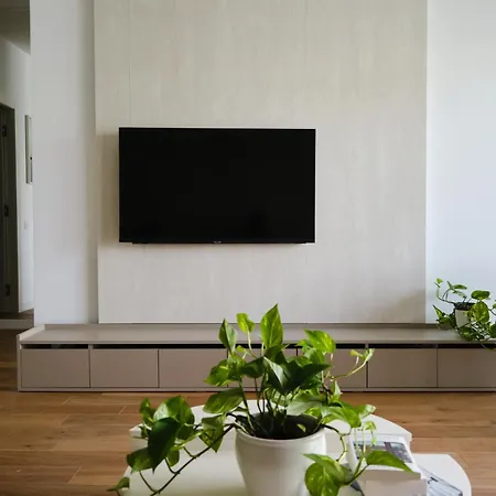 Jade I Cu Un Dormitor I One Cotroceni Park Апартаменти Бухарест