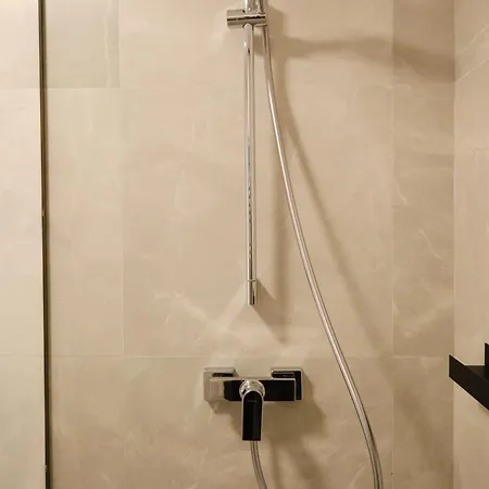 Jade I Cu Un Dormitor I One Cotroceni Park * Bucarest